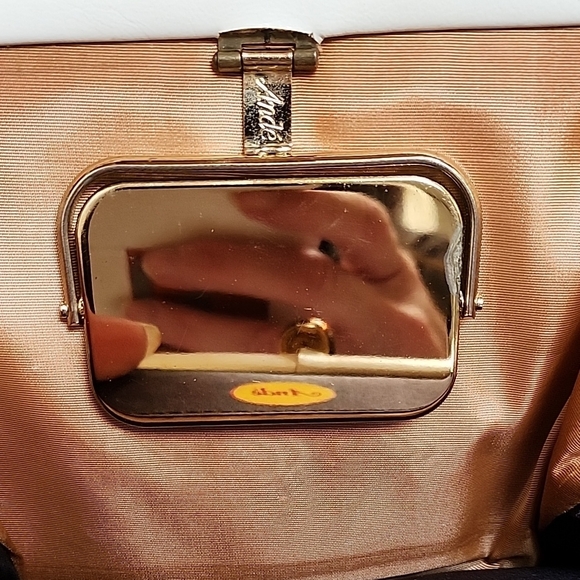 Vintage Cream Clutch with Chain Detail And Built In Pop Up Mirror